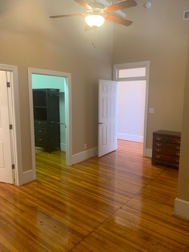 Photo - 908MainStreetLynchburg, LLC Unit 910-202