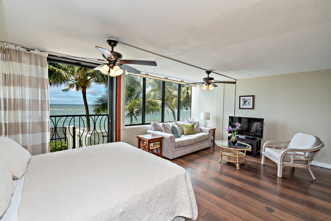 BEACH FRONT Furnished 2/2/1-pkg in Waialua... - BEACH FRONT Furnished 2/2/1-pkg in Waialua... Casa