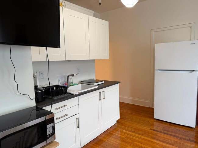 Photo - 108 2nd St SW