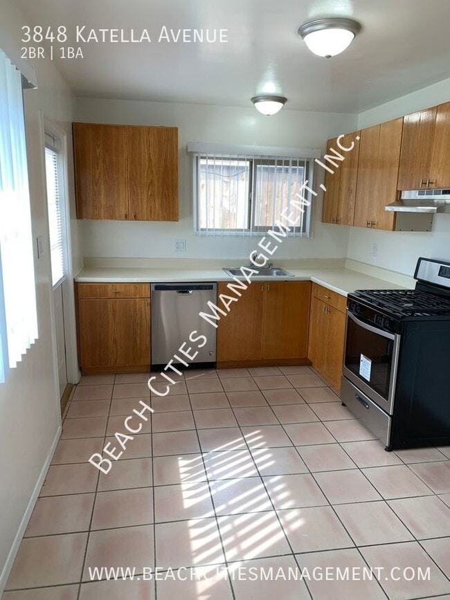 Photo - 3848 Katella Ave