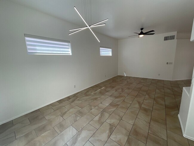 Photo - Convenient gated community