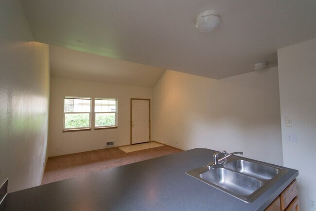 Photo - Orchard Alley Tri-plex Unit 1468