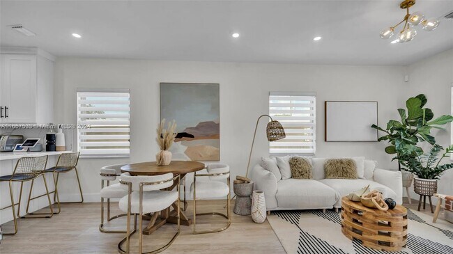 Photo - 2324 SW 58th Ct