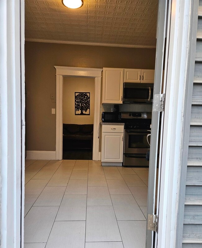 Photo - 1300 43rd St