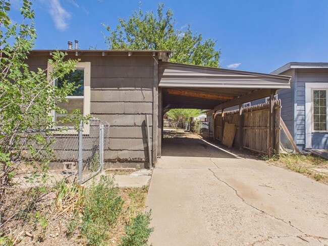 Photo - 106 N Virginia St