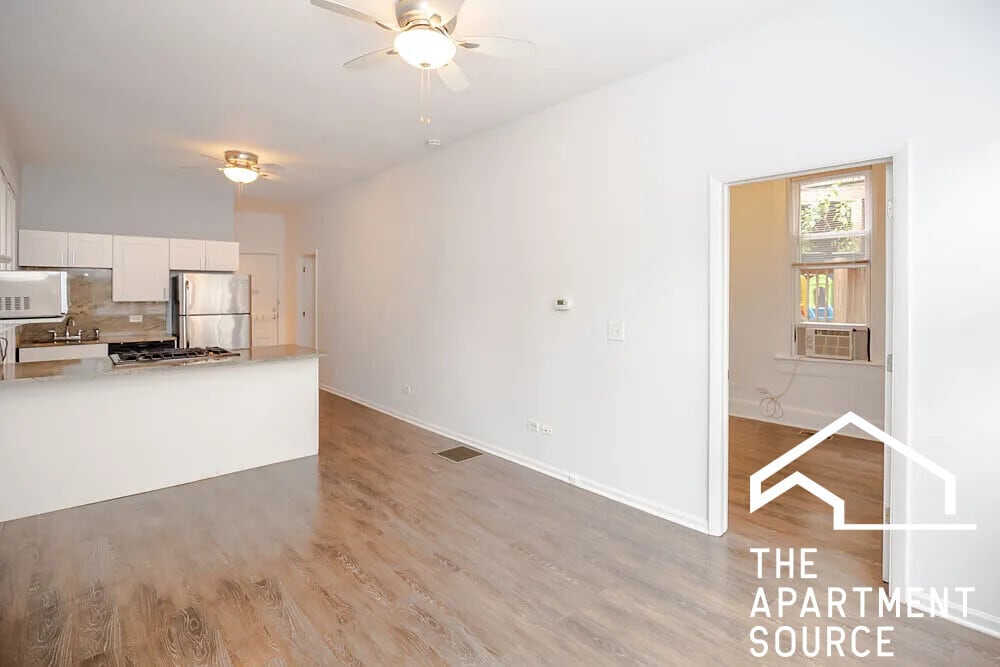 Photo - 2649 N Wayne Ave (Chicago, IL)