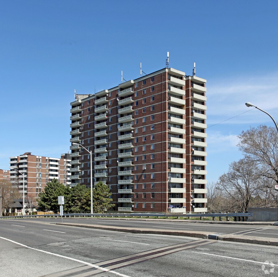 Photo - Markham Apartments