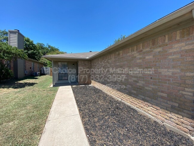 Photo - 1118 Landsdale Ln