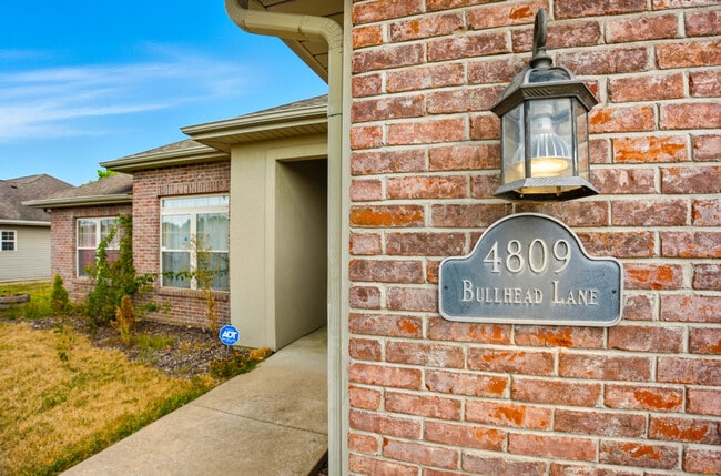 Photo - 4809 Bullhead Ln