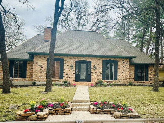 Photo - 103 Wroxton Dr