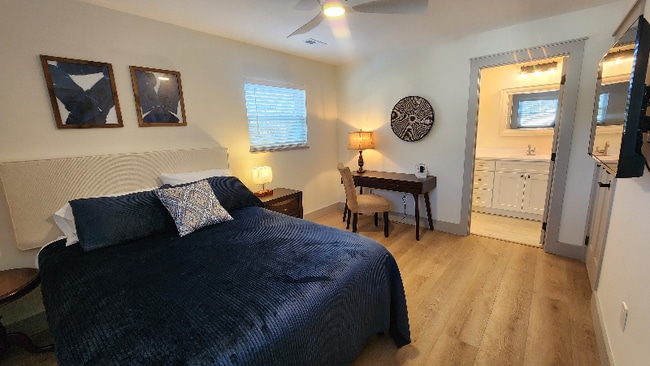 Photo - 1704 S Forest Dr