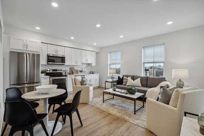 Photo - 1201 W Girard Ave