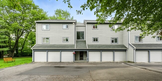 Building Photo - 267 W Cedar St Unit 1B Rental