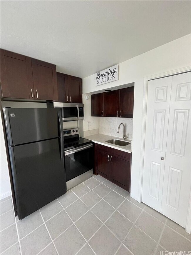 Seaside Suites: 1-Bedroom, 1-Bath, 1 parking! - Seaside Suites: 1-Bedroom, 1-Bath, 1 parking! Unidad 407 Rental