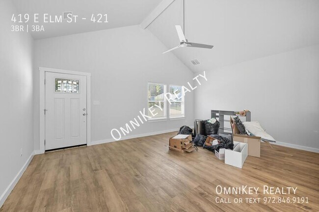 Photo - 419 E Elm St Unit 421