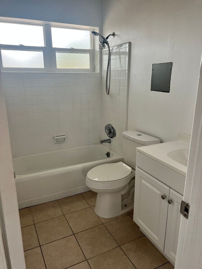 Photo - 3 Bedroom 1 Bathroom Single Family Home