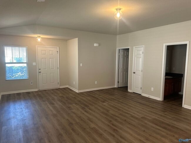 Photo - 224 Sedgewick Dr