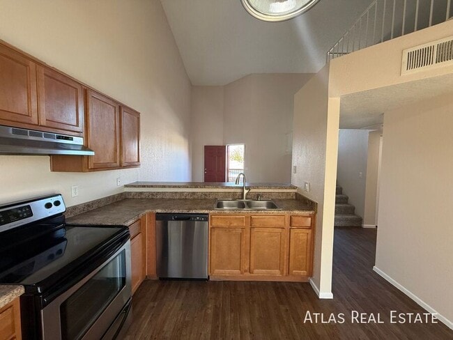 Photo - 4828 W Orangewood Ave