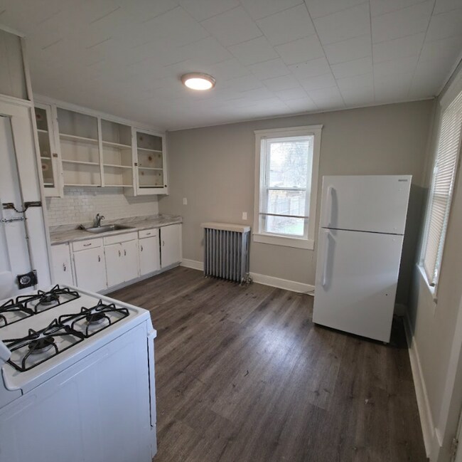 Photo - FS 1308-1310 Buhrer Avenue Unit Down