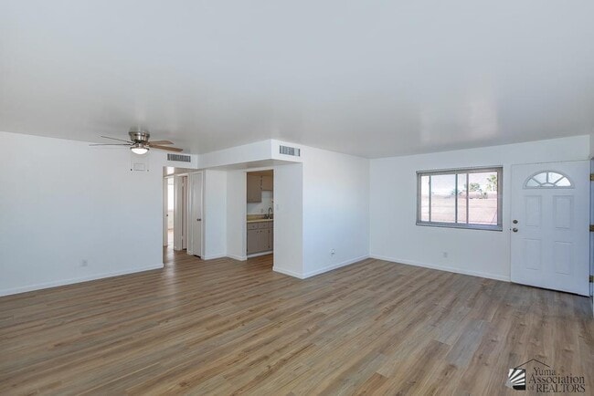 Photo - 1286 W 20th Pl