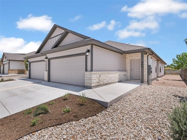 Building Photo - 406 Parkline Dr