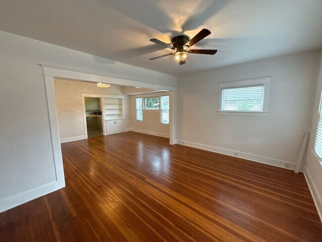 Photo - 244 14th St SE