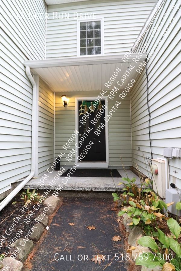 Photo - Nicely updated 3 bedroom in the Deer Run n...