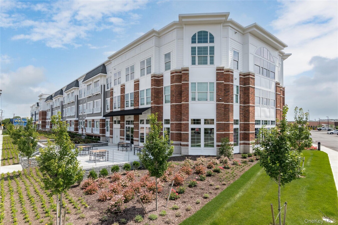 Photo - 75 E Hoffman Ave Unidad 3021