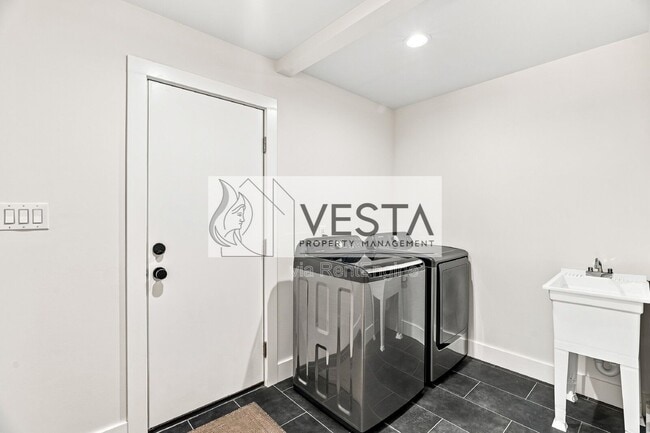149 Oakdale Rd