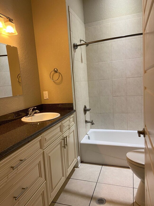 Photo - Park Place-310 Unidad Park Place