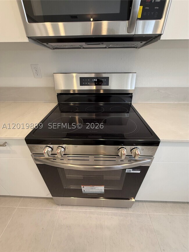 Photo - 2671 SE 25th Ave