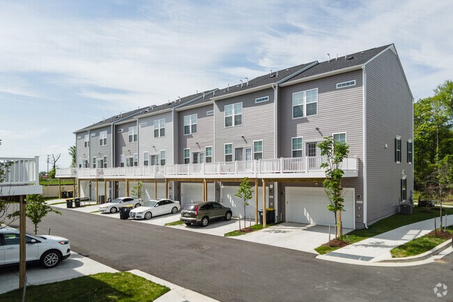 Towns at Andrews Park