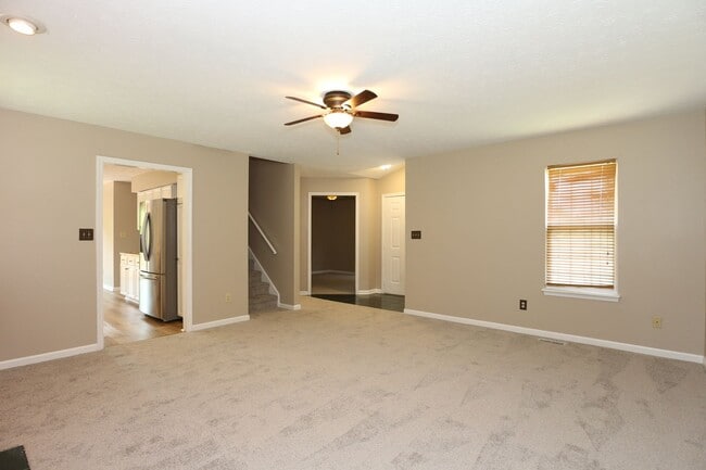Photo - Large 5 Bedroom Westfield Home!