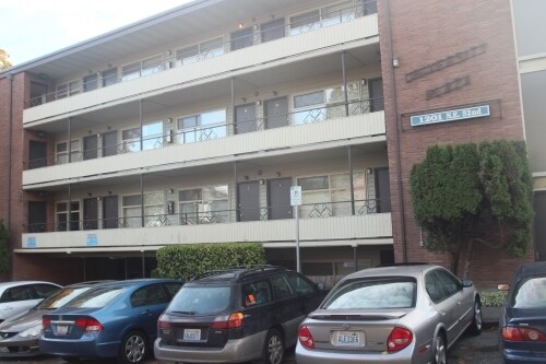 University Plaza - University Plaza Apartments