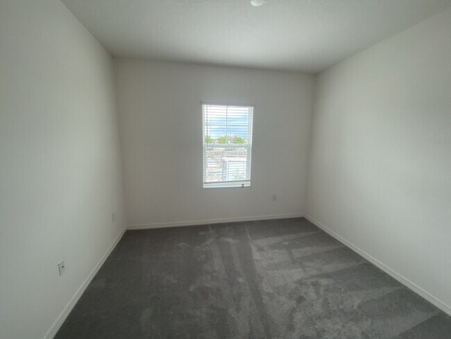 Photo - Charming 3 Bed, 2.5 Bath Rental in Lithia,...