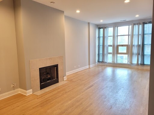 Photo - 1154 N Dearborn St