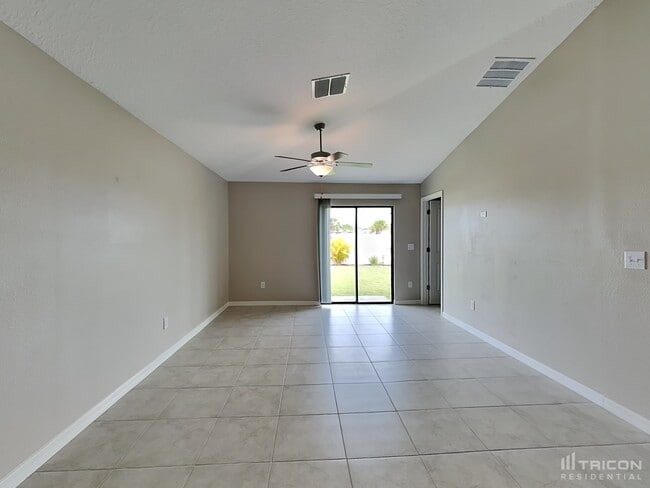 Photo - 5206 White Chicory Dr
