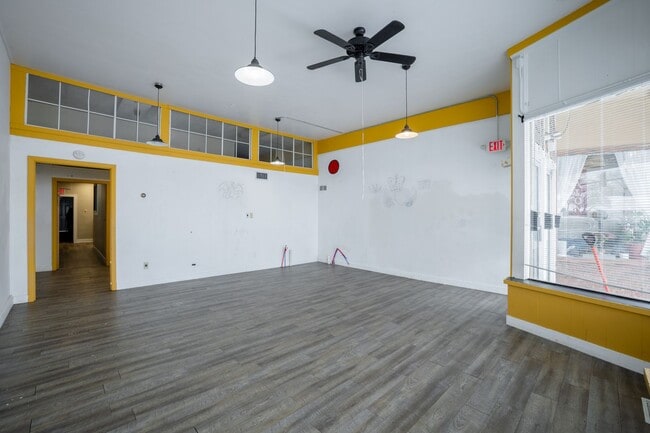 Photo - 1209 N Main St Unit 1207