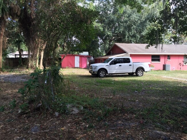 Building Photo - 509 E Magnolia St Unit B