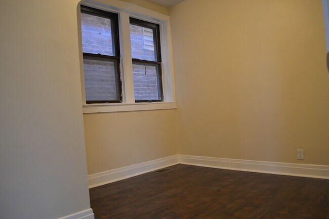 Photo - 3759 S Union Ave Unit 1F