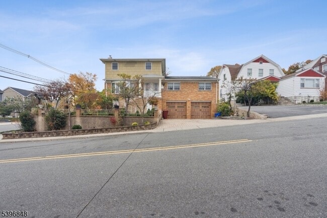 Building Photo - 3 Witherspoon St Unit 2