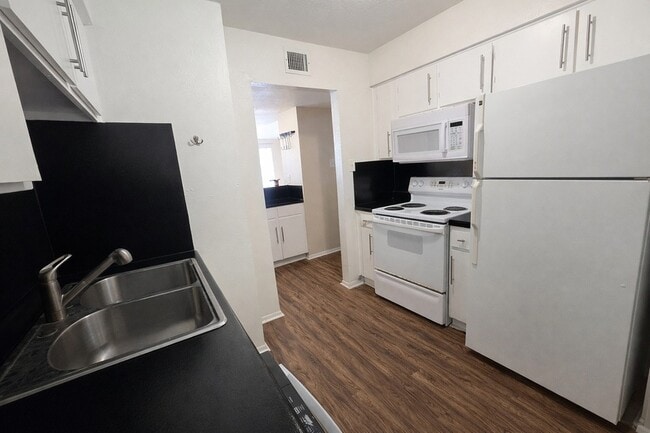 Photo - 217 Church St Unit 201