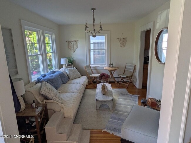 Photo - 206 Howell Ave
