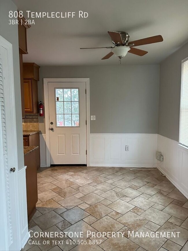 Building Photo - 808 Templecliff Rd