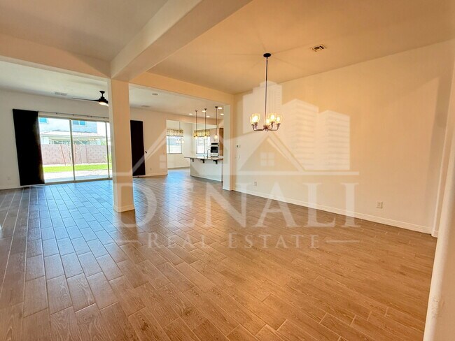 Photo - 5214 W Thresher Way