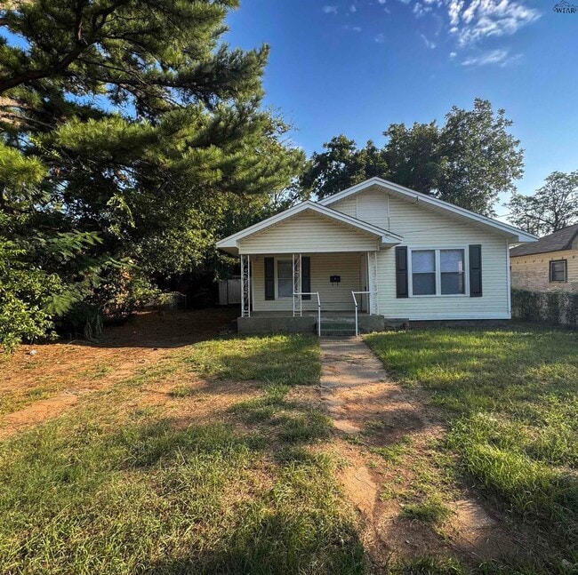 Building Photo - 1517 Blonde St Rental
