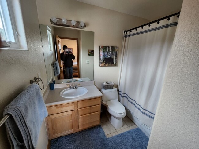 Photo - 156 Robin Dr Townhome