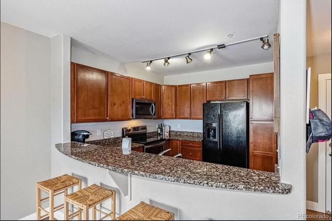 Kitchen - 9059 E Panorama Cir Unit 309