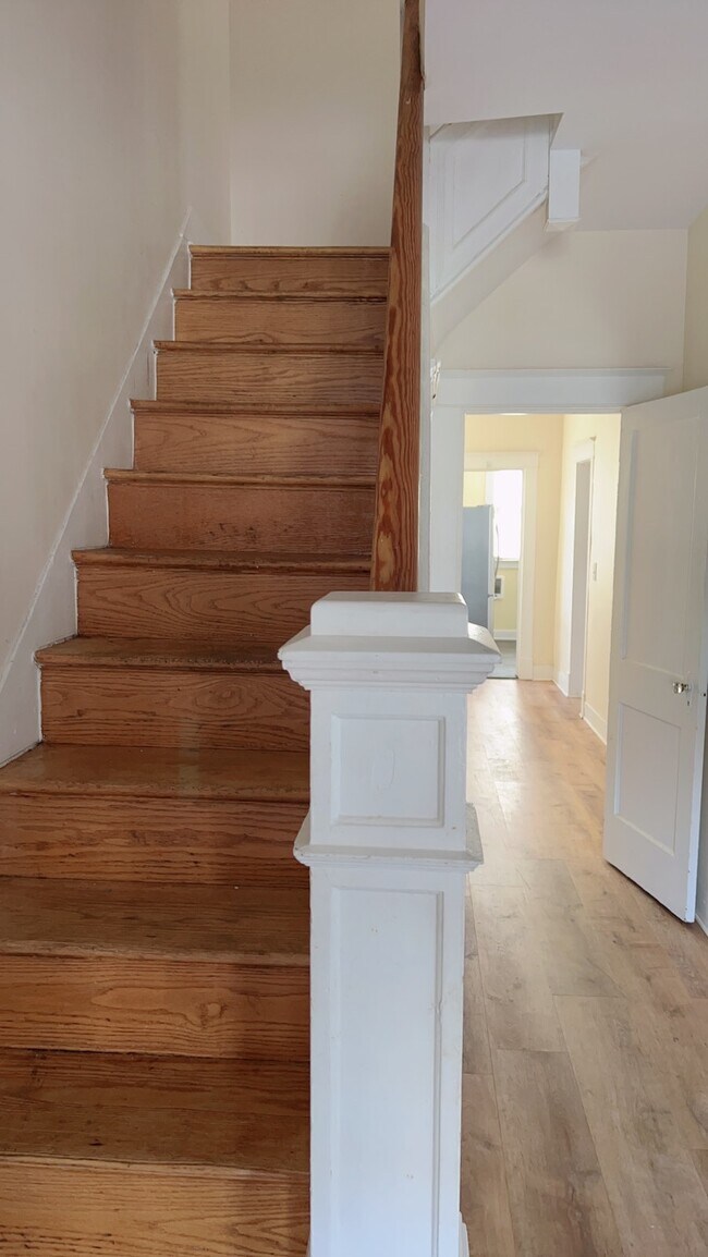 Photo - 2307 Windsor Ave