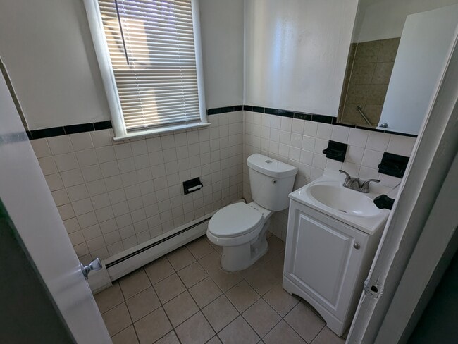 Applegate Apartments
